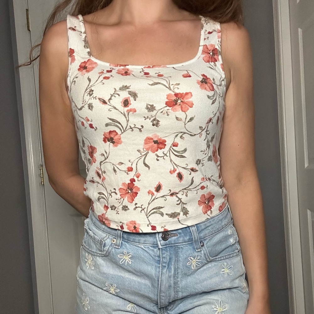 Old Navy Cream Sleeveless Crop Tank Top
